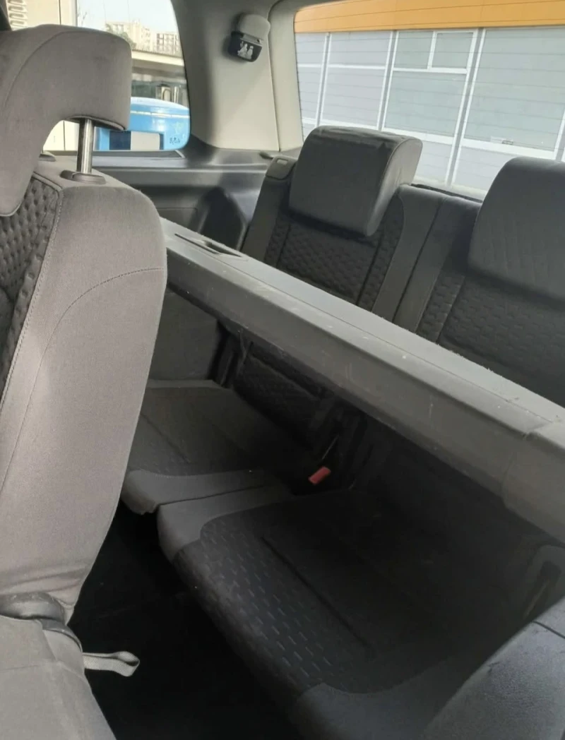 VW Touran 2.0 EcoMetan, снимка 11 - Автомобили и джипове - 50945151