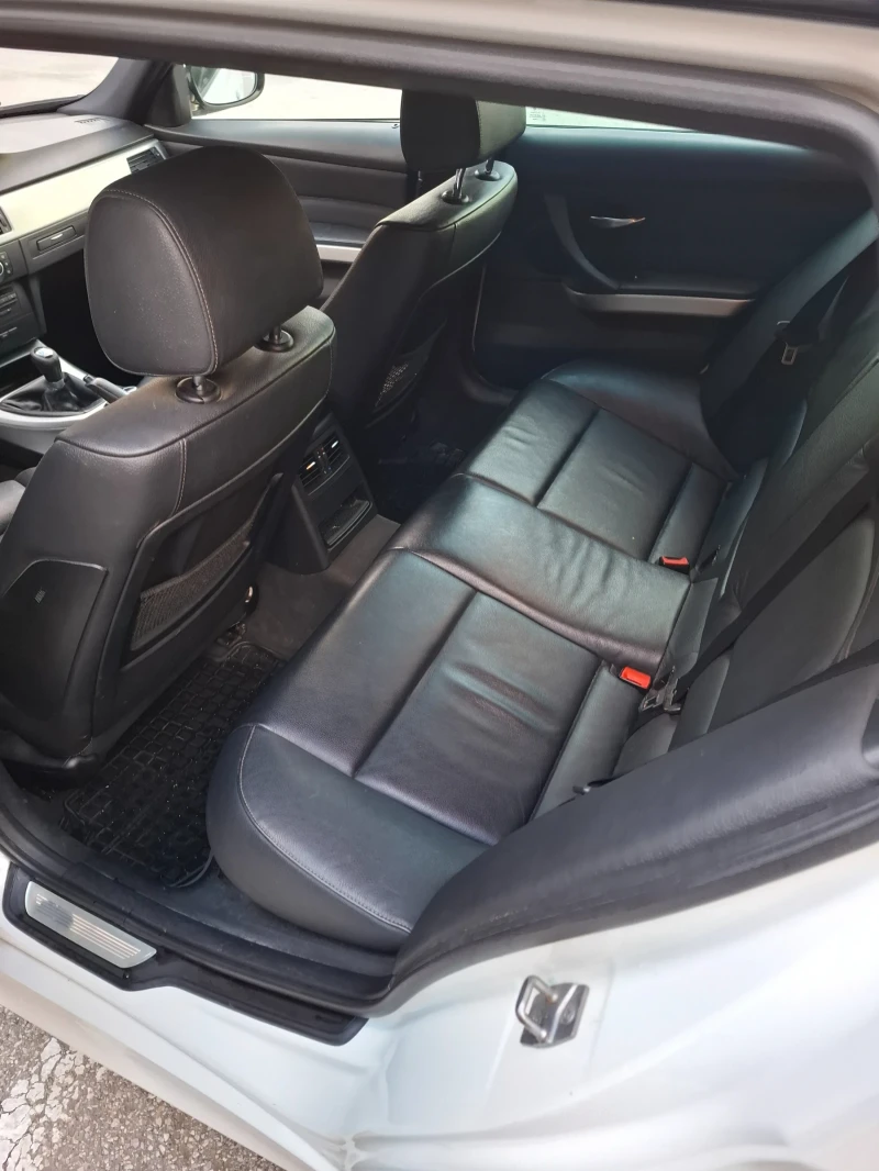 BMW 320 Face//184kc//M-pack//Xdrive 4?4//, снимка 4 - Автомобили и джипове - 53527611