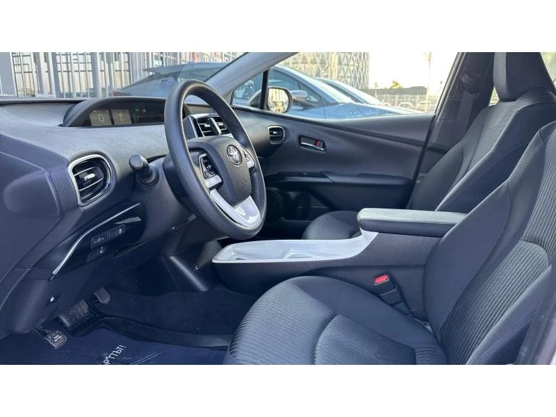 Toyota Prius, снимка 12 - Автомобили и джипове - 48026077