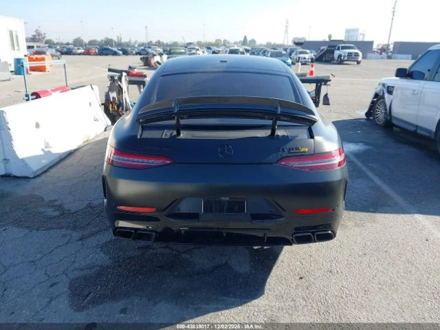 Mercedes-Benz AMG GT 63* 4-ВРАТИ КУПЕ S* 630кс* BURMESTER* ЧЕРВЕНА КОЖА, снимка 15 - Автомобили и джипове - 53394621
