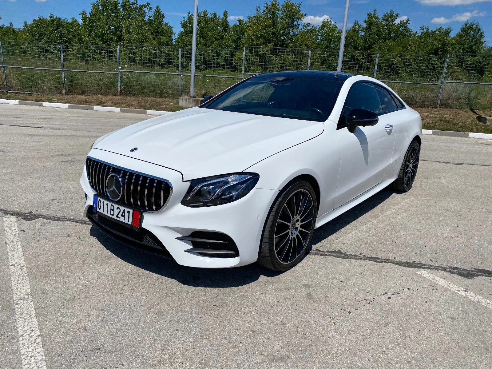 Mercedes-Benz E 400 AMG 4MATIK PANO DISTR HUD FULL LED 20  | Mobile.bg   1