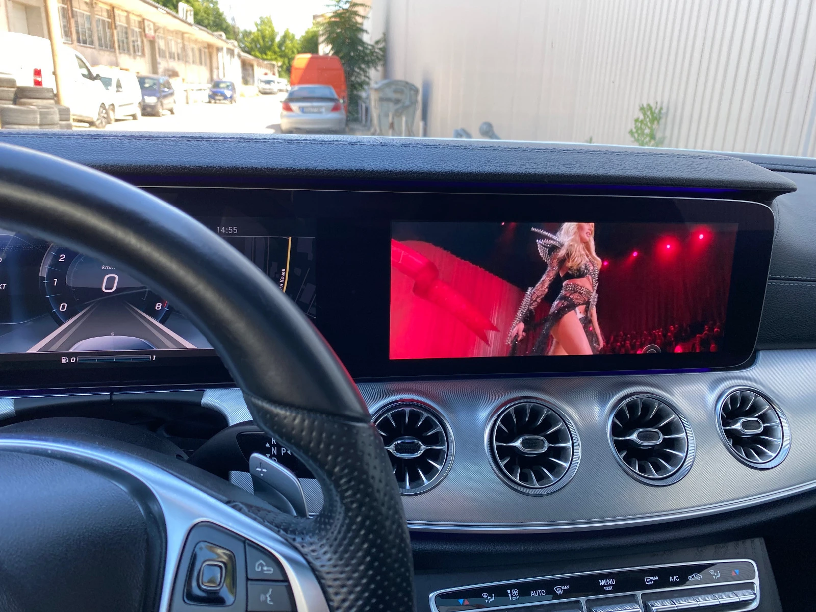 Mercedes-Benz E 400 AMG 4MATIK PANO DISTR HUD FULL LED 20  | Mobile.bg   15