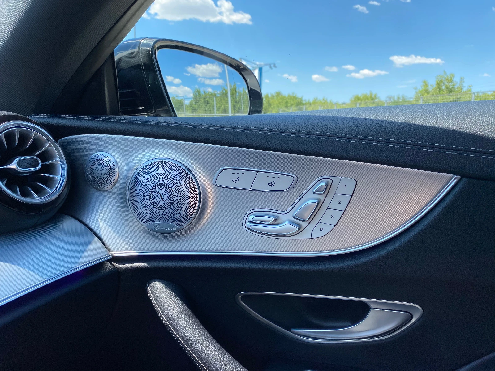 Mercedes-Benz E 400 AMG 4MATIK PANO DISTR HUD FULL LED 20  | Mobile.bg   11