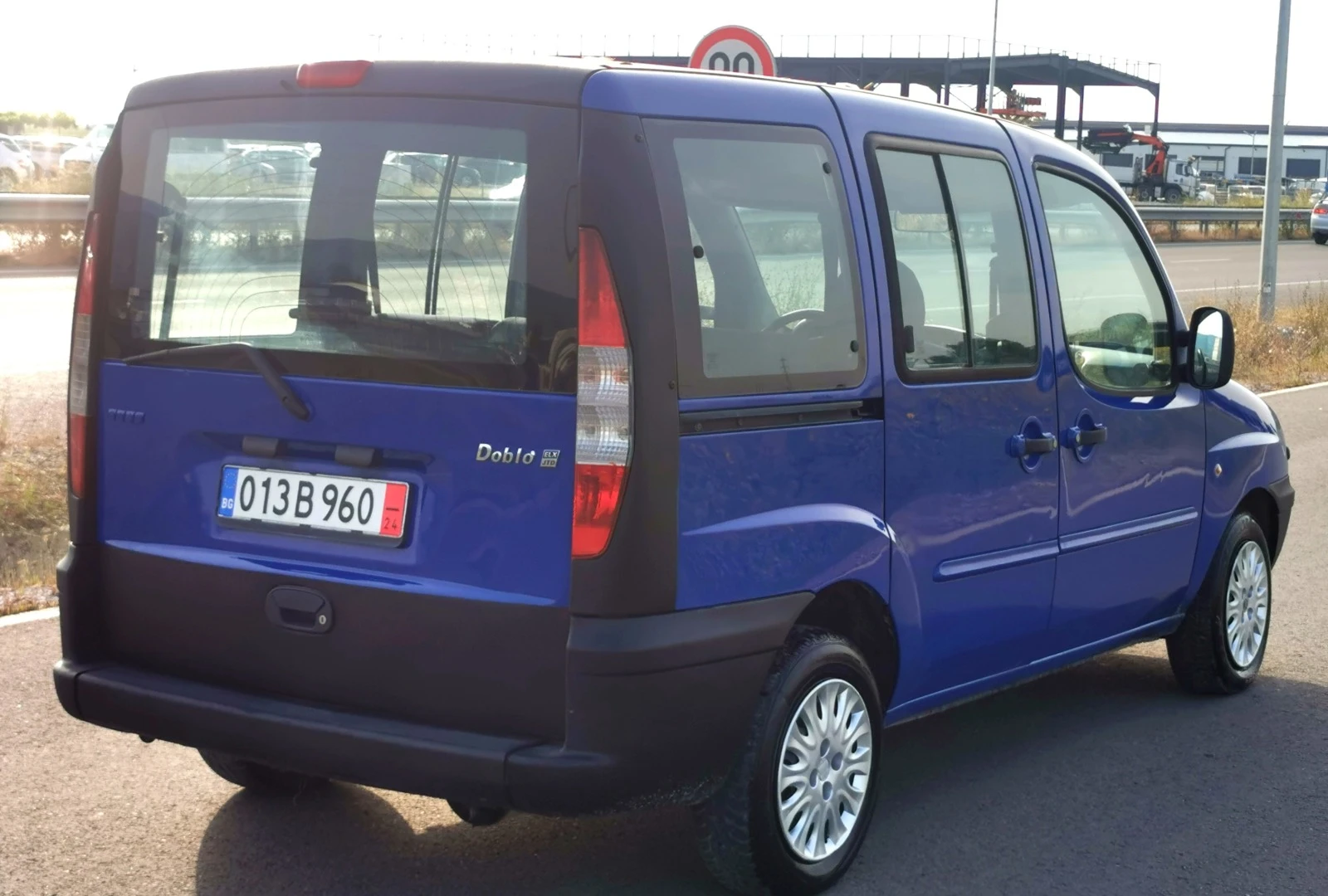 Fiat Doblo 1.9JTD 101ks - изображение 4