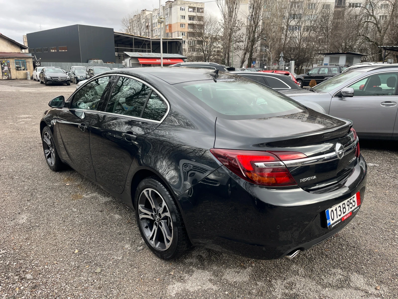 Opel Insignia 2.0 Turbo 4x4 Automat  - изображение 4