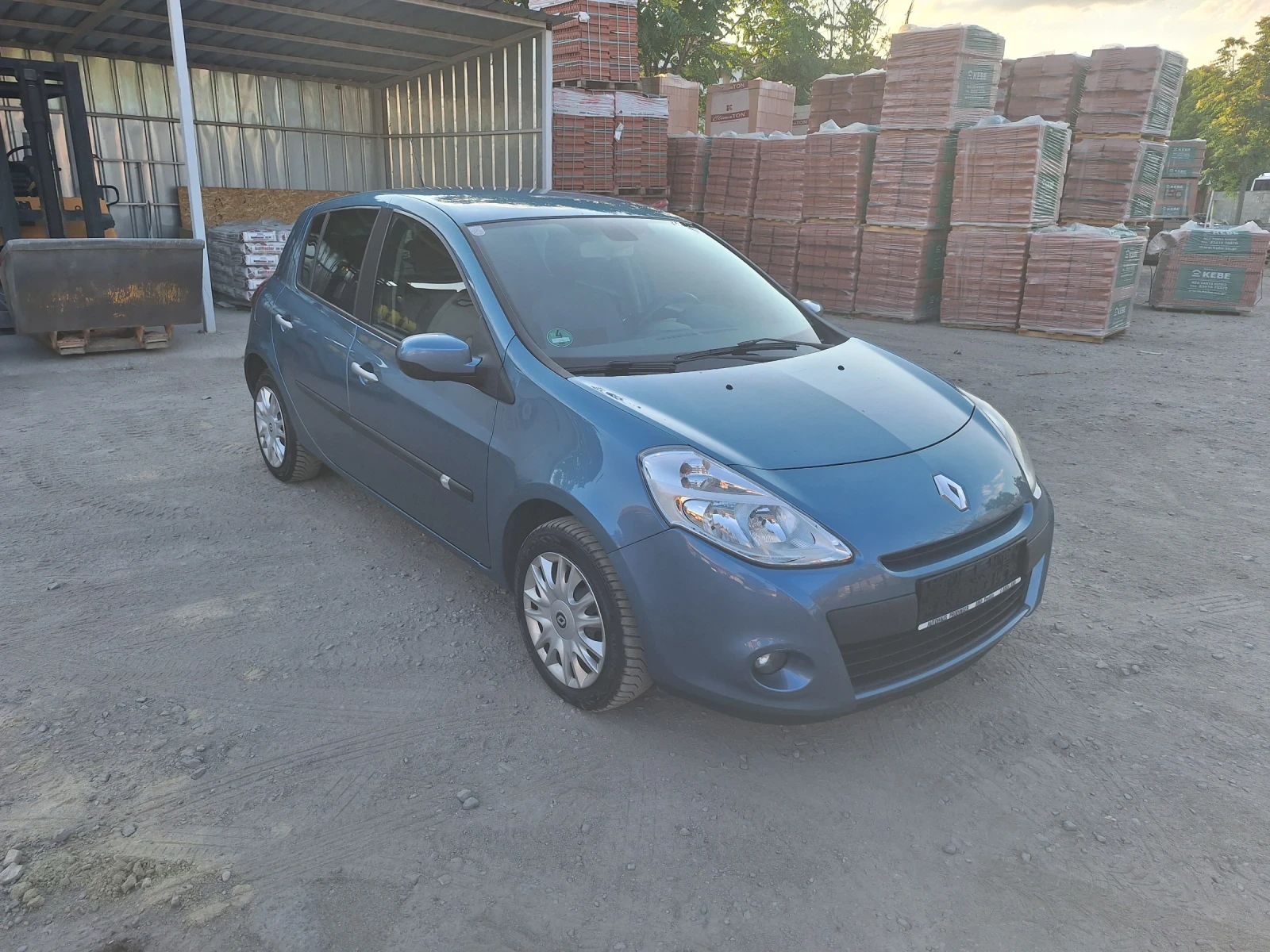 Renault Clio 1.2 i - изображение 10