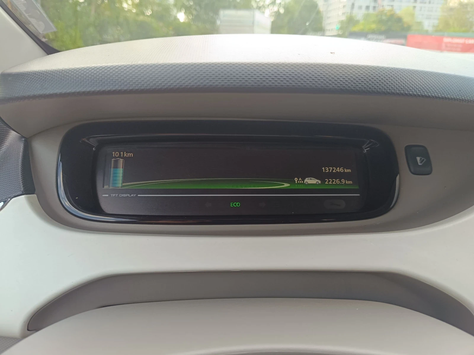 Renault Zoe  - изображение 7