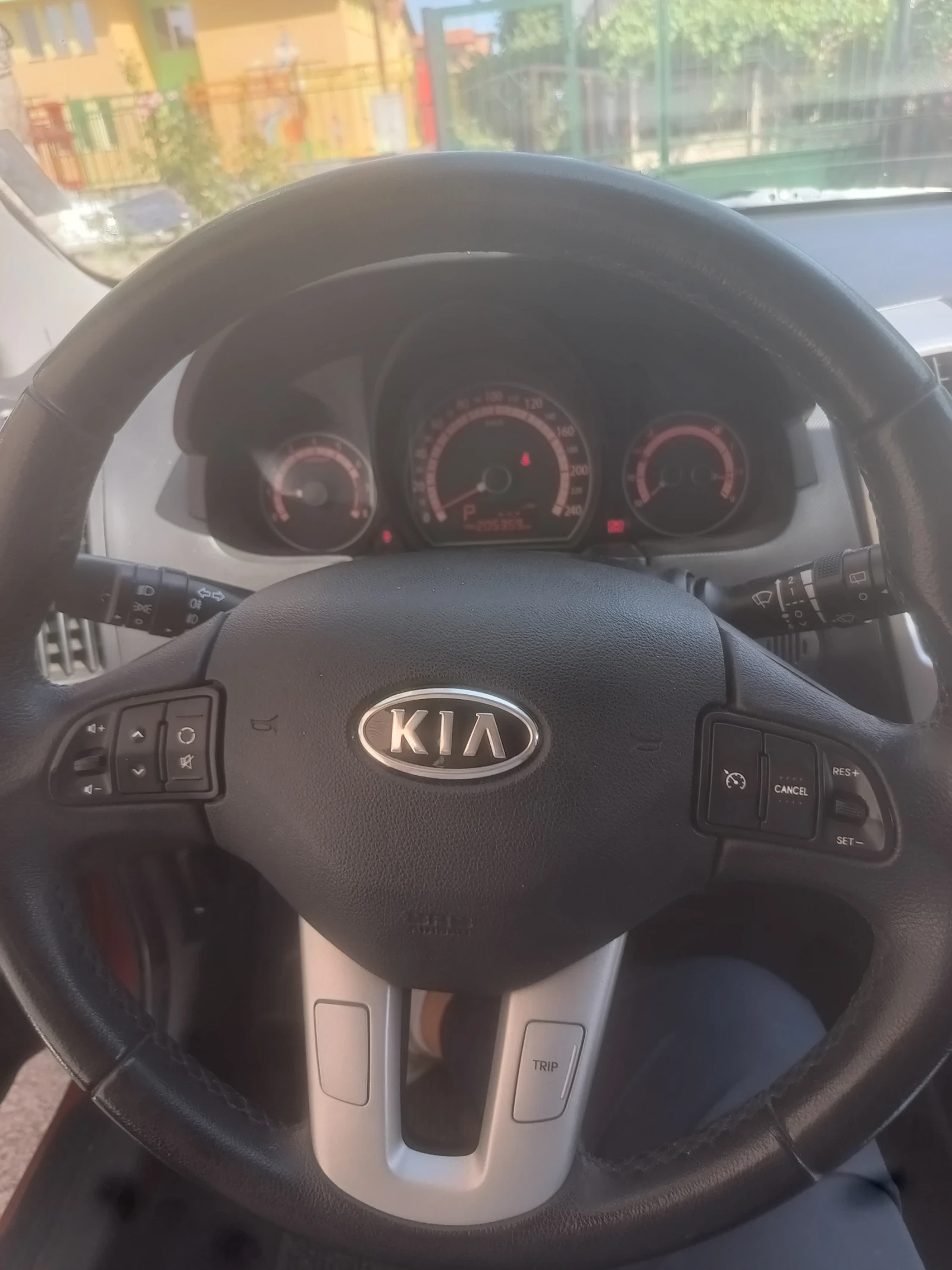 Kia Ceed КАПАРИРАНА! 1.6, автомат, бензин, 126к.с. - изображение 8