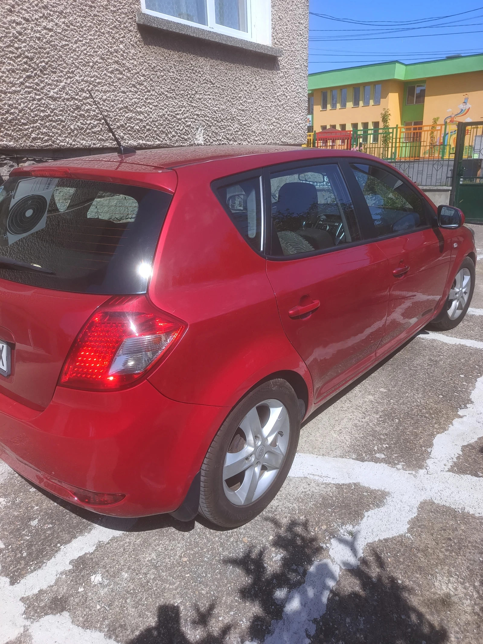 Kia Ceed КАПАРИРАНА! 1.6, автомат, бензин, 126к.с. - изображение 4