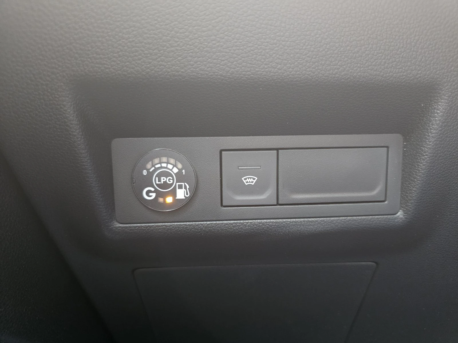 Renault Captur 1.0 TCe 90 Stop&Start LPG - изображение 10