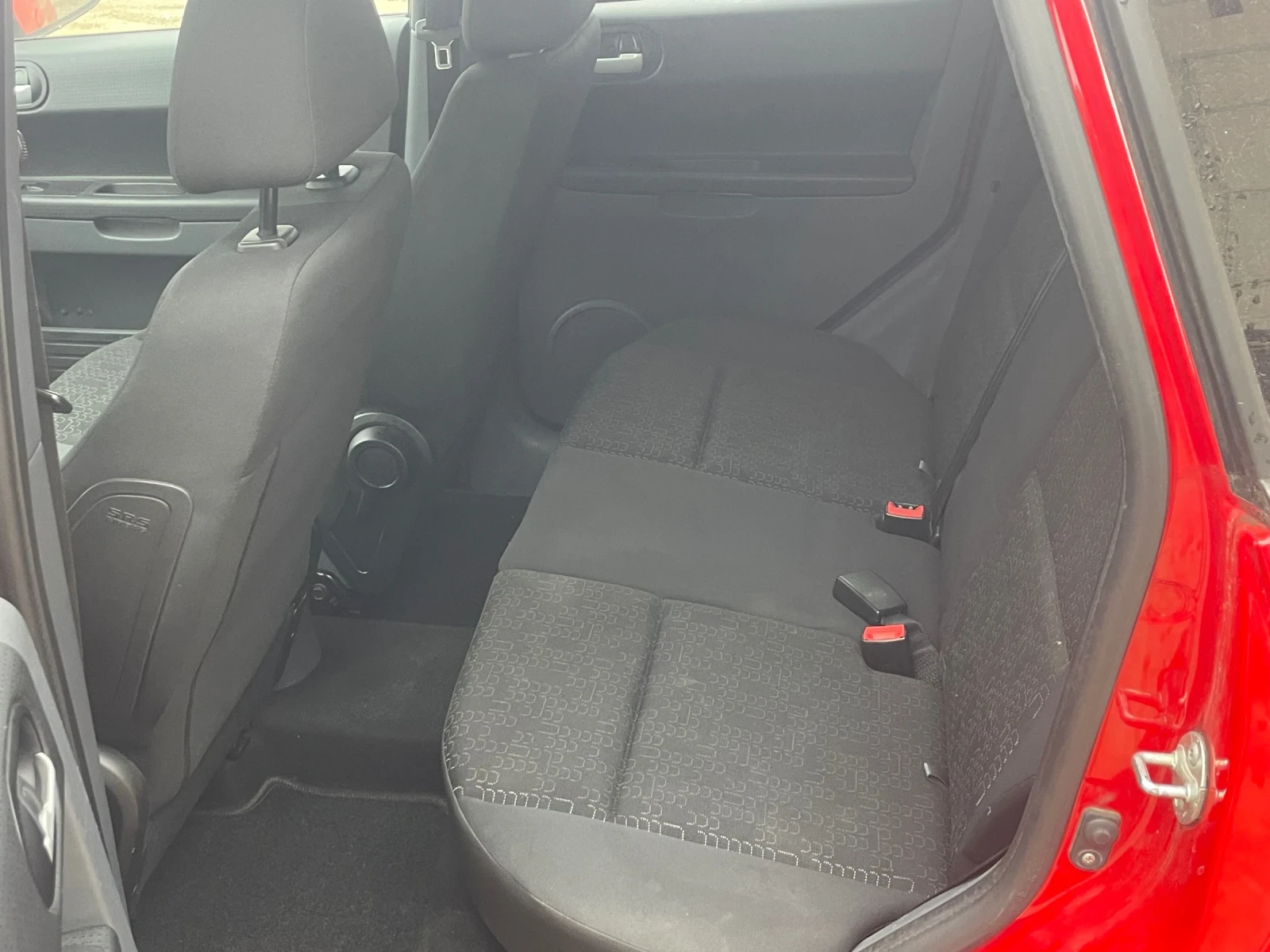 Mitsubishi Colt  - изображение 10