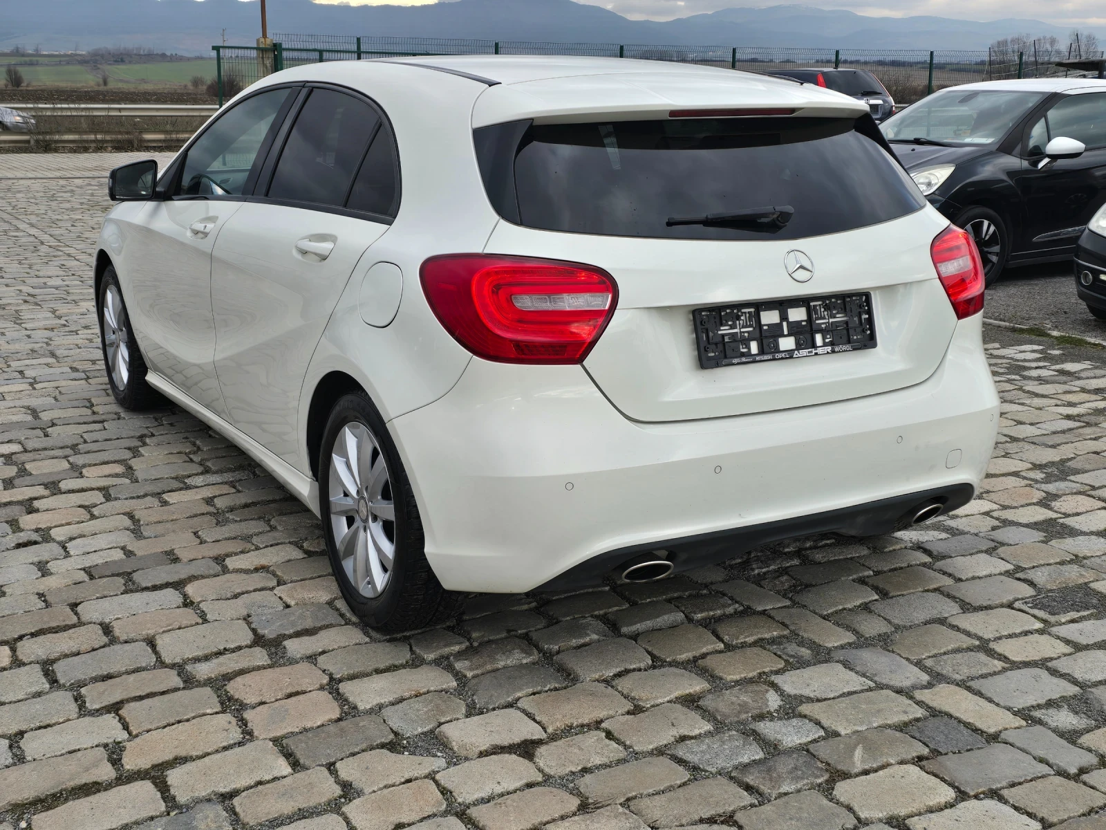 Mercedes-Benz A 180 Автоматик ЕВРО 6 156000 км.  - изображение 6
