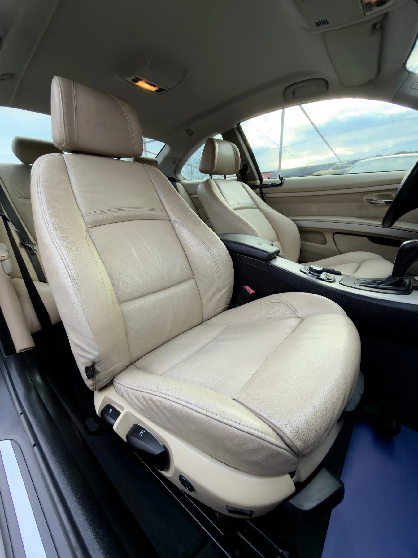 BMW 320 X-DRIVE* NAVI* AUTOMAT* RECARO* СОБСТВЕН ЛИЗИНГ - изображение 8