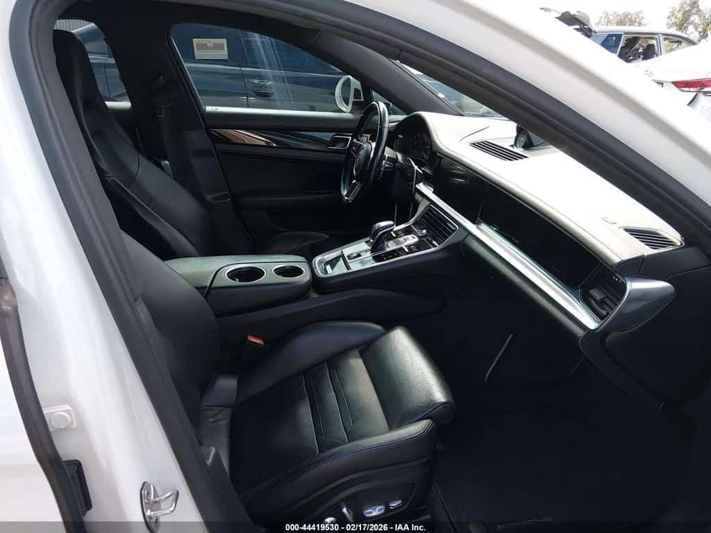 Porsche Panamera  4 / CARFAX / ФИКСИРАНА ЦЕНА ДО БЪЛГАРИЯ  - изображение 5