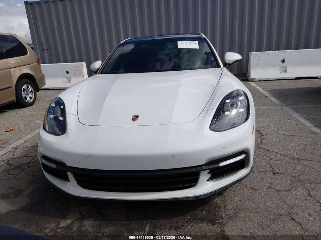 Porsche Panamera  4 / CARFAX / ФИКСИРАНА ЦЕНА ДО БЪЛГАРИЯ , снимка 12 - Автомобили и джипове - 53745374