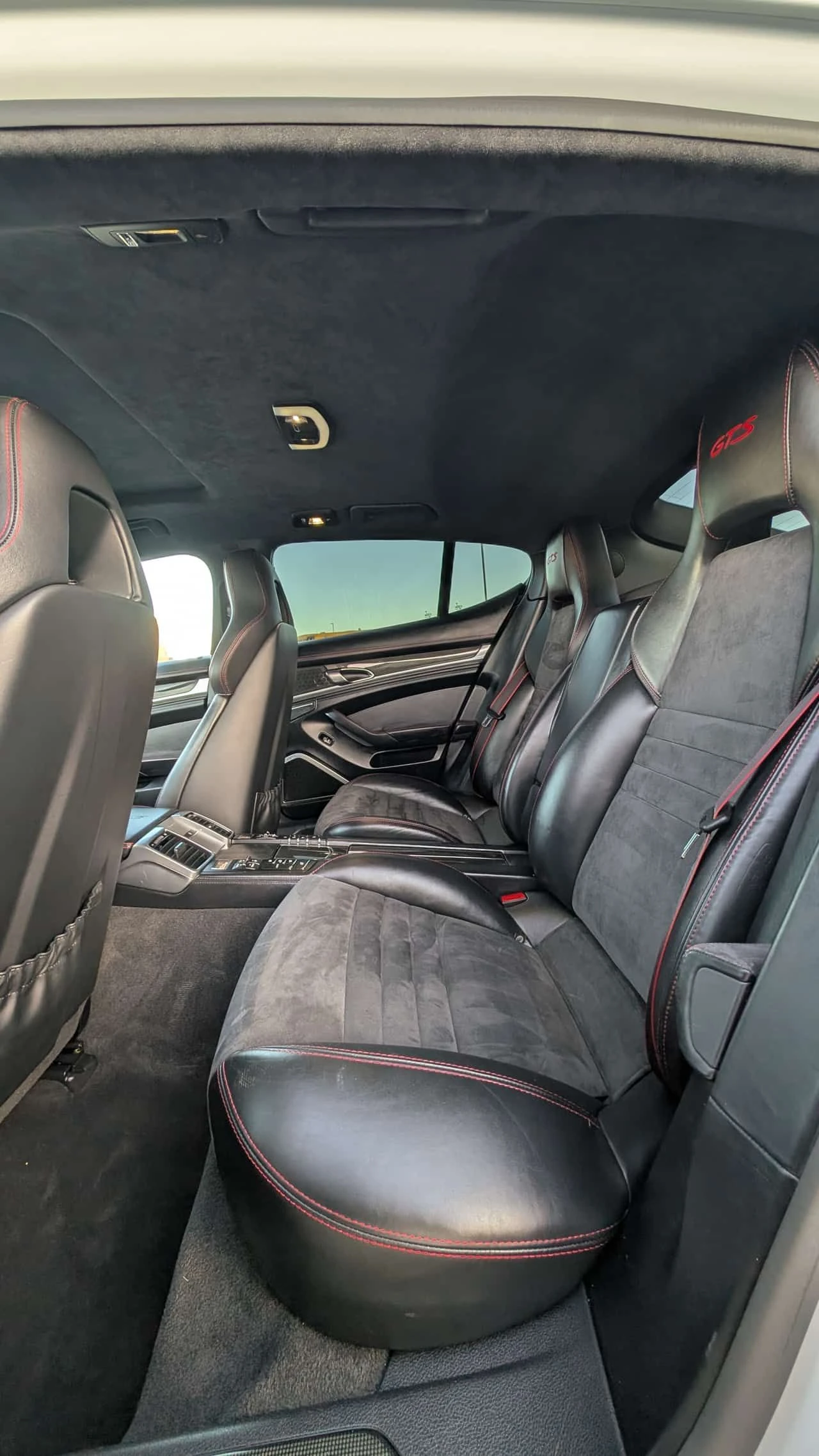 Porsche Panamera * GTS * CARFAX * ЦЕНА ДО БГ, снимка 12 - Автомобили и джипове - 54056556