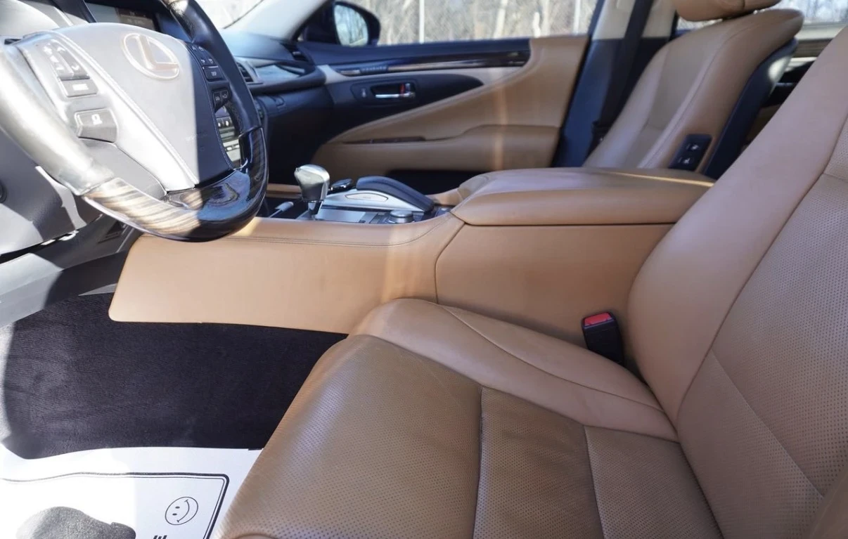 Lexus LS 600 HL * Executive * Сервизна история * 5.0 V8 Hybrid , снимка 6 - Автомобили и джипове - 54093956