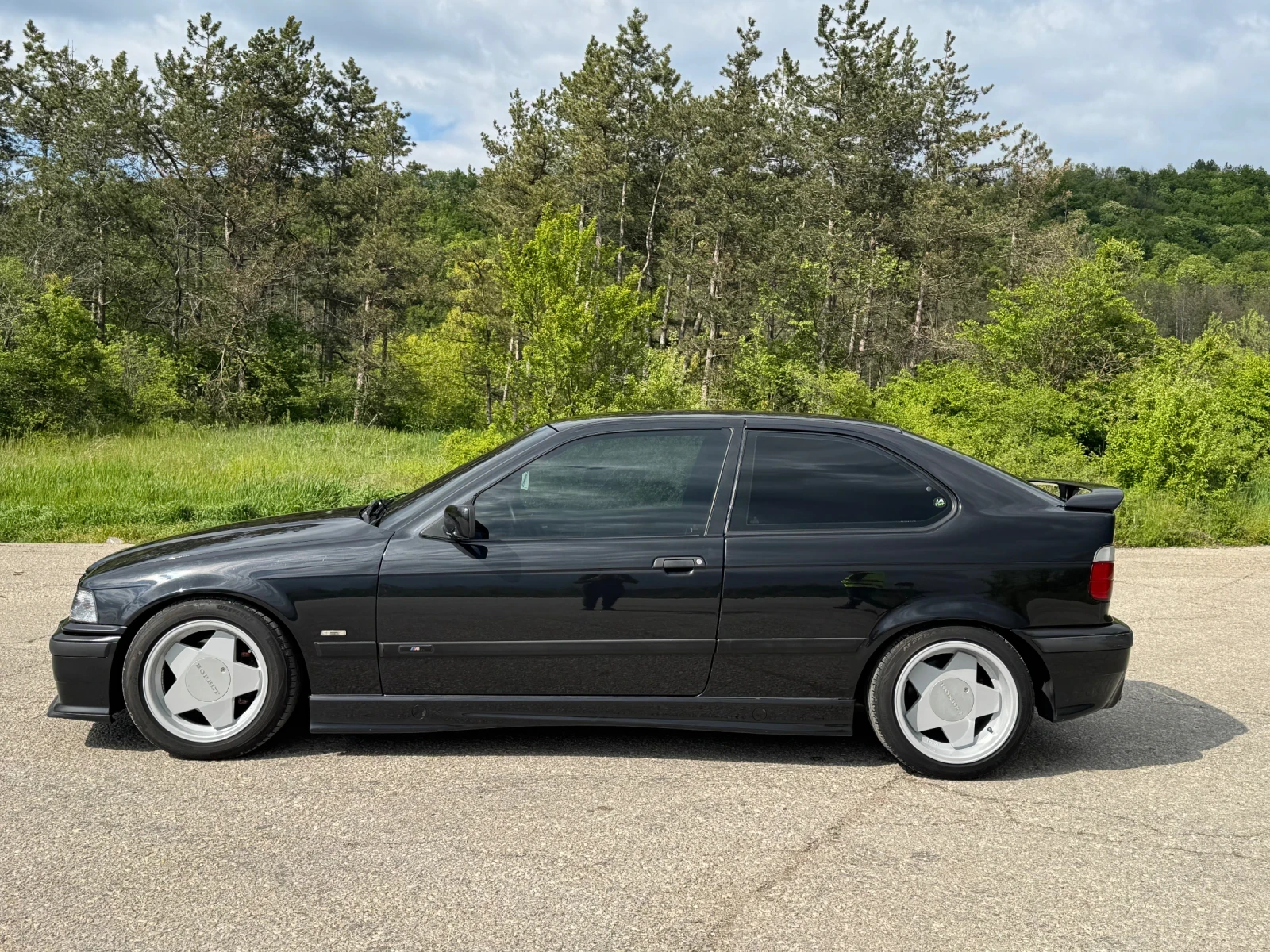 BMW 323 ti, снимка 10 - Автомобили и джипове - 54400539