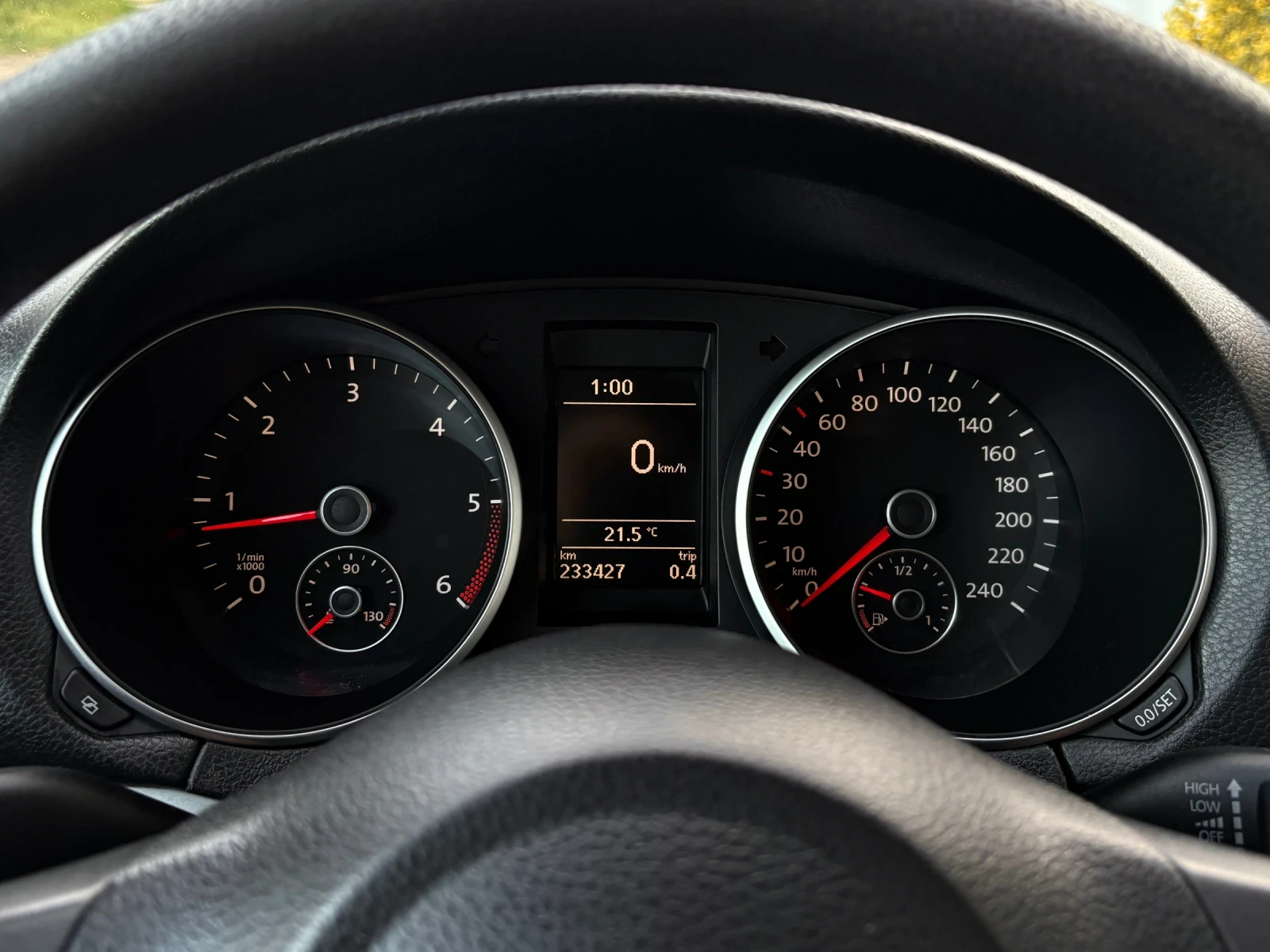 VW Golf 6 1.6TDI Обслужен# 233 000км#, снимка 11 - Автомобили и джипове - 54568202