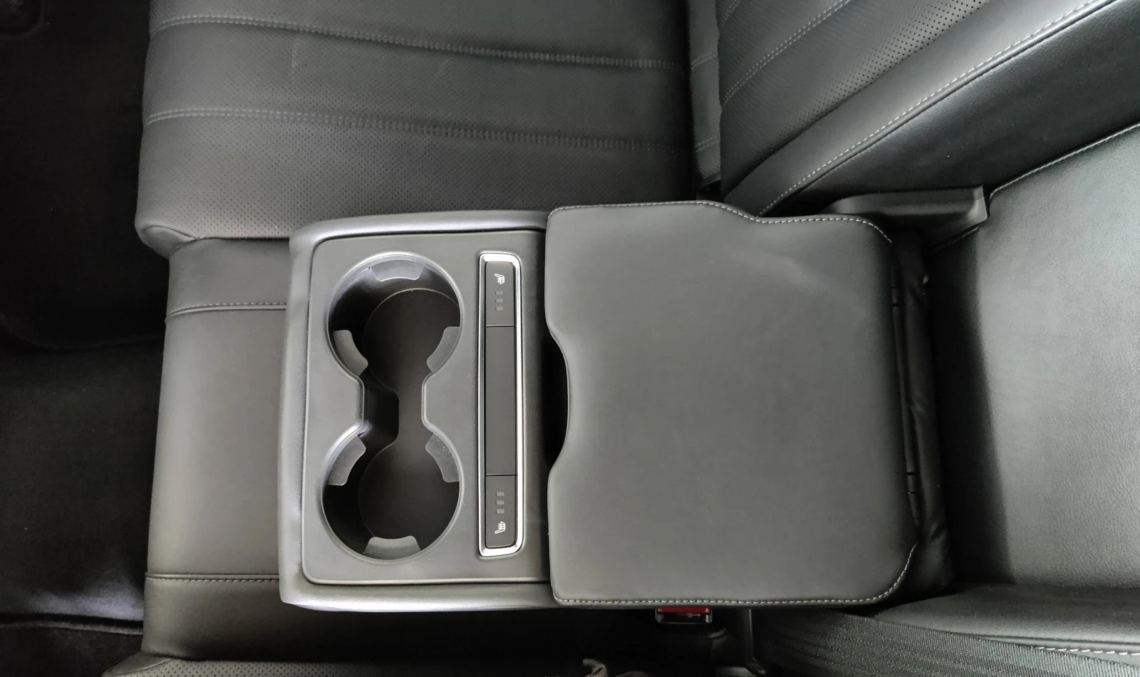 Mazda 6 2.2 CD Skyactiv-D, снимка 15 - Автомобили и джипове - 54791974