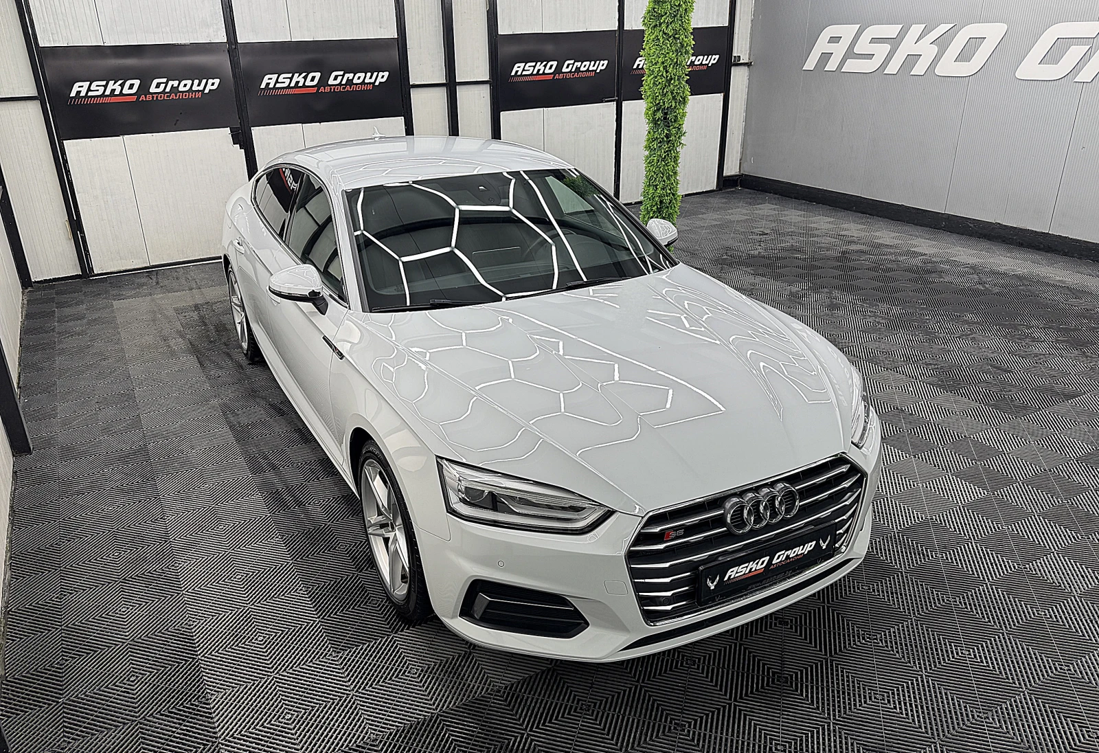 Audi A5 KeylessGo/3xS-line/DIGITAL/САБСТВЕН ЛИЗИНГ, снимка 7 - Автомобили и джипове - 55023621