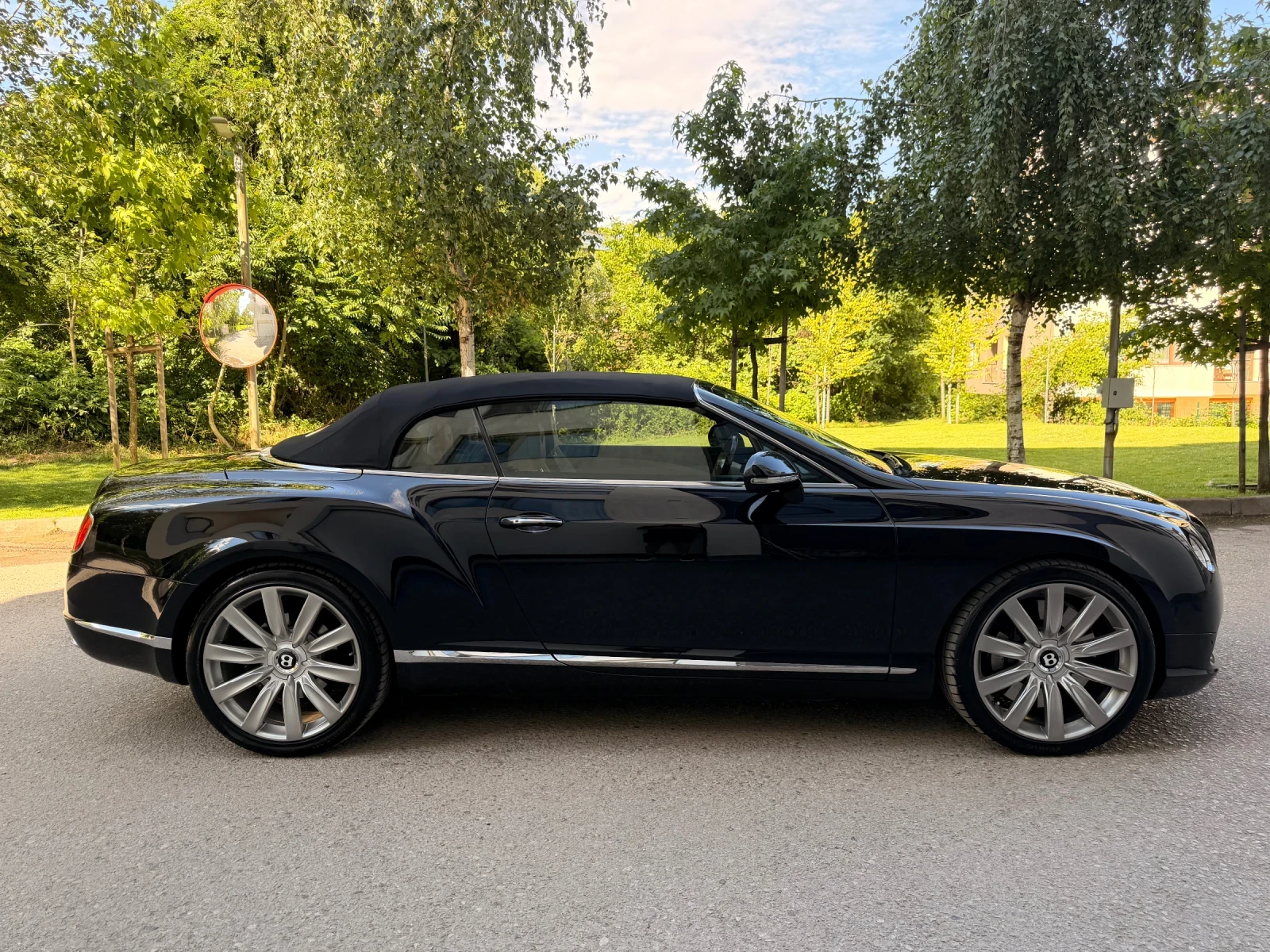 Bentley Continental gt W12 / CABRIO, снимка 8 - Автомобили и джипове - 55235868