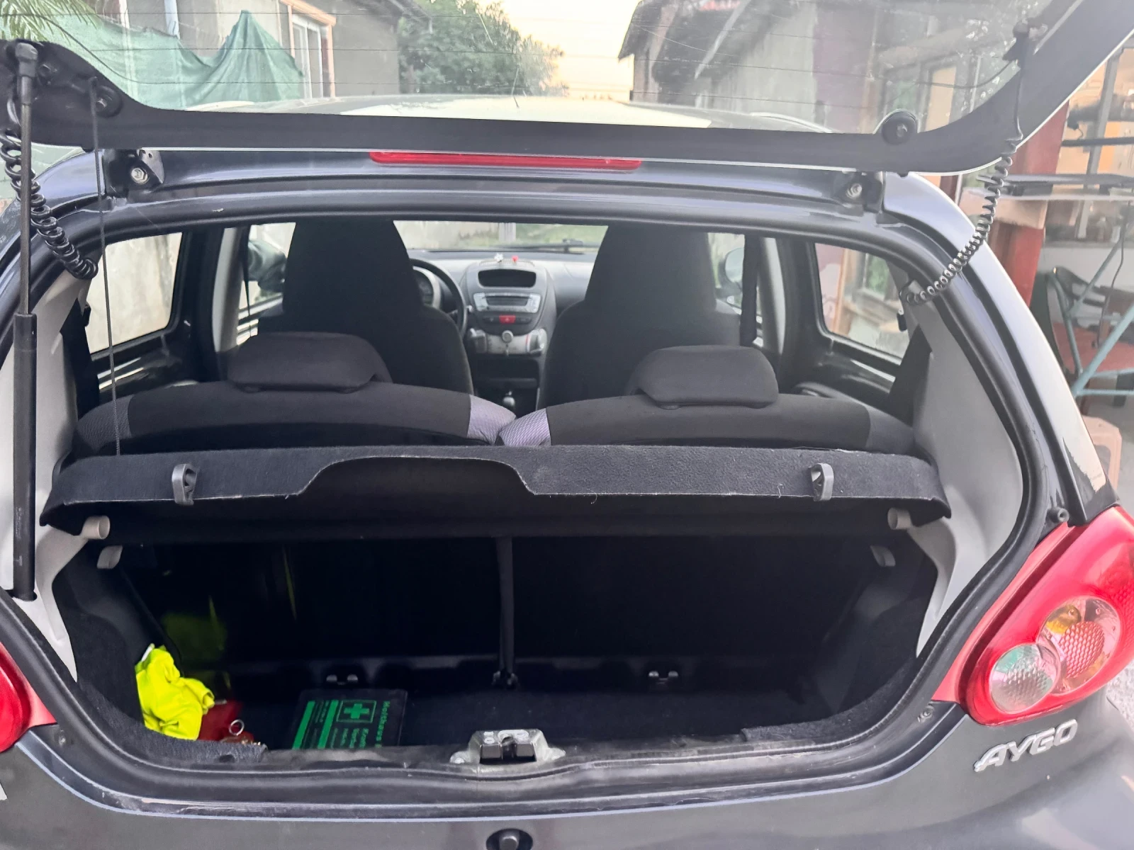 Toyota Aygo, снимка 9 - Автомобили и джипове - 55590025