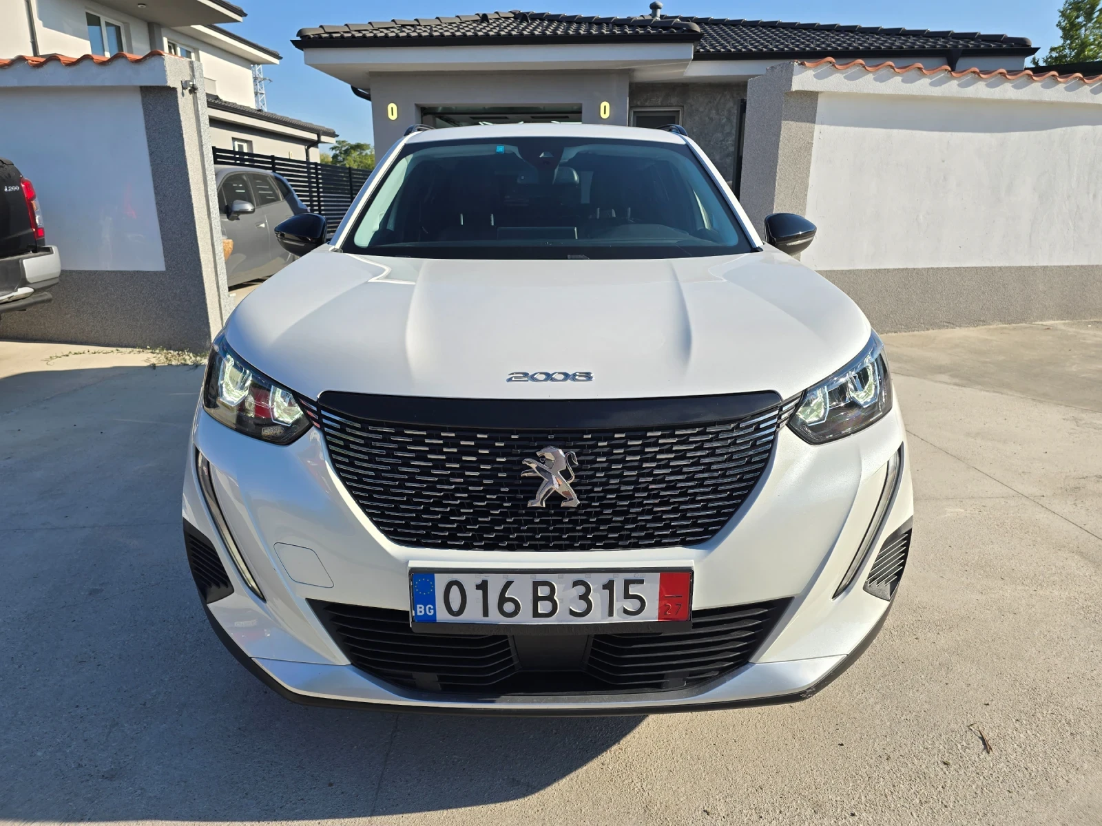 Peugeot 2008 1.5D автомат 3D перла