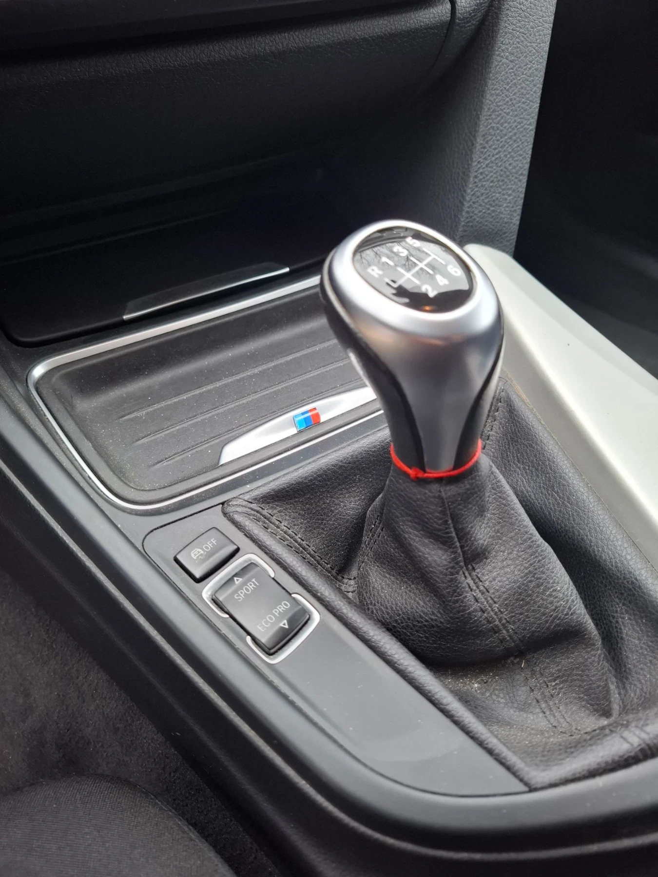 BMW 320 320i xdrive , снимка 14 - Автомобили и джипове - 55782849