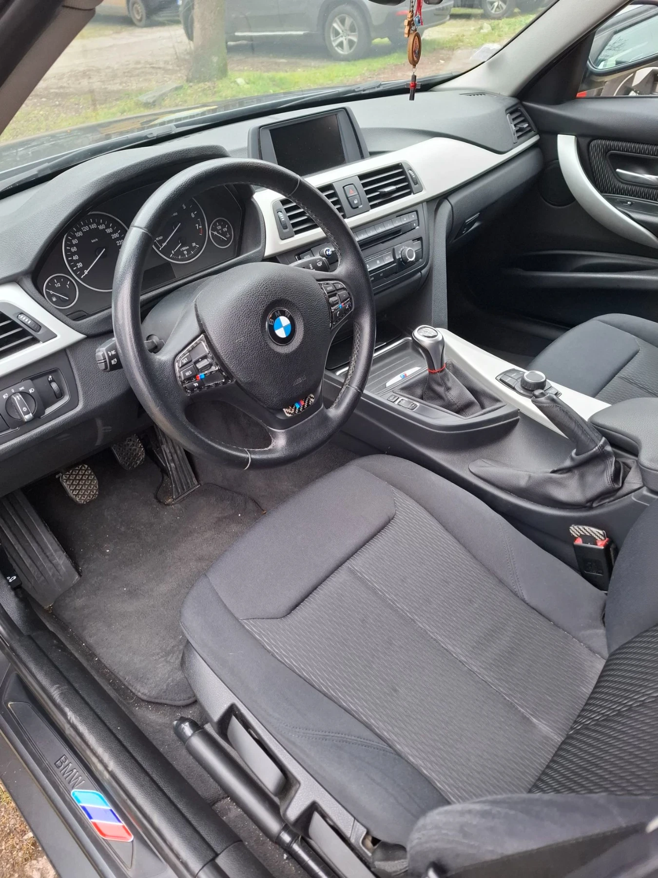 BMW 320 320i xdrive , снимка 11 - Автомобили и джипове - 55782849