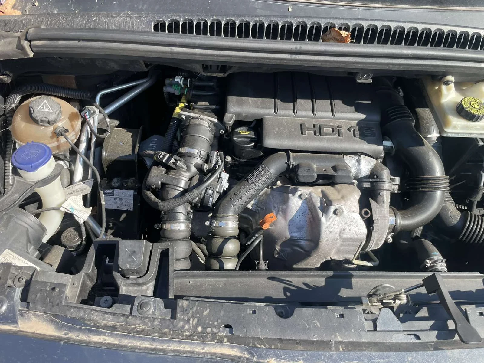 Peugeot 5008 Van, снимка 8 - Автомобили и джипове - 55936362