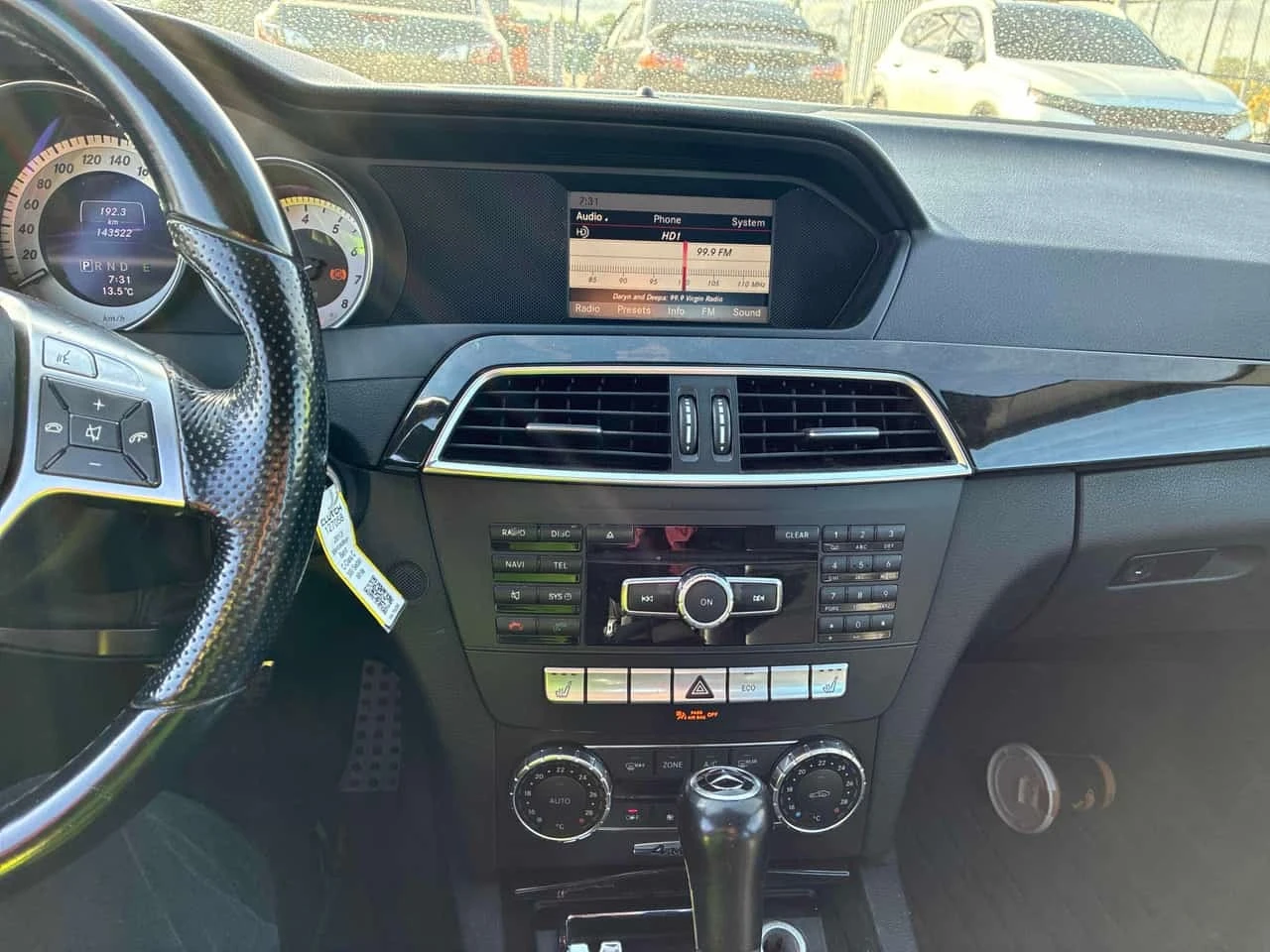 Mercedes-Benz C 300 PANO| ПОДГРЕВИ| NAVI| CARFAX, снимка 9 - Автомобили и джипове - 56193303