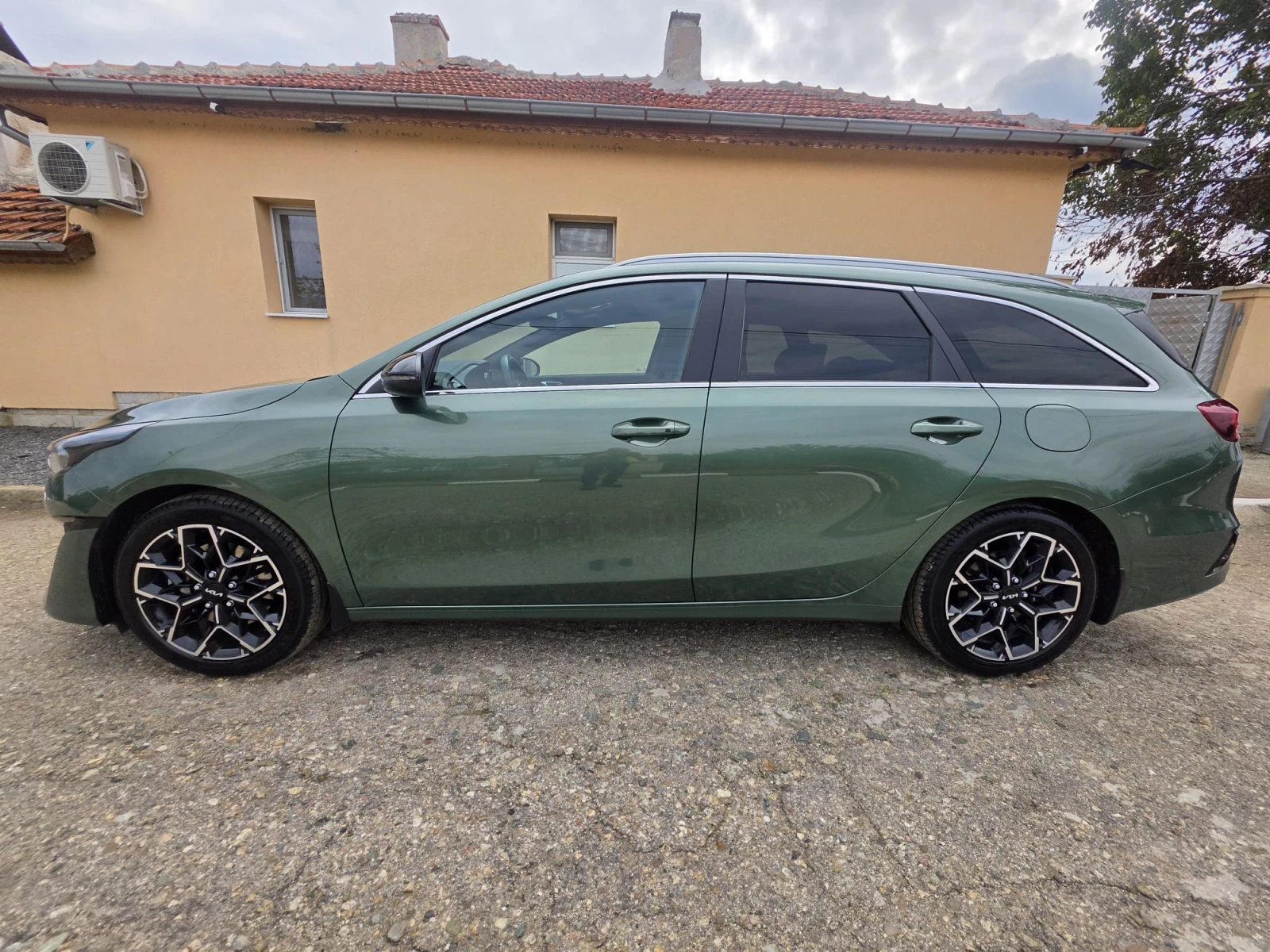 Kia Ceed GT-line, снимка 2 - Автомобили и джипове - 56552796