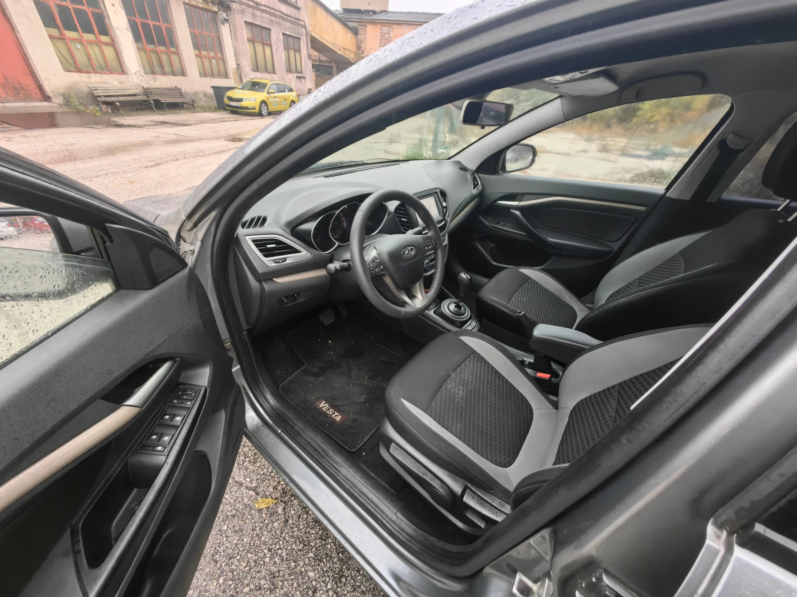 Lada Vesta 1.6 ������ 106 ��, ���������, �������  | Mobile.bg � ����������� 8