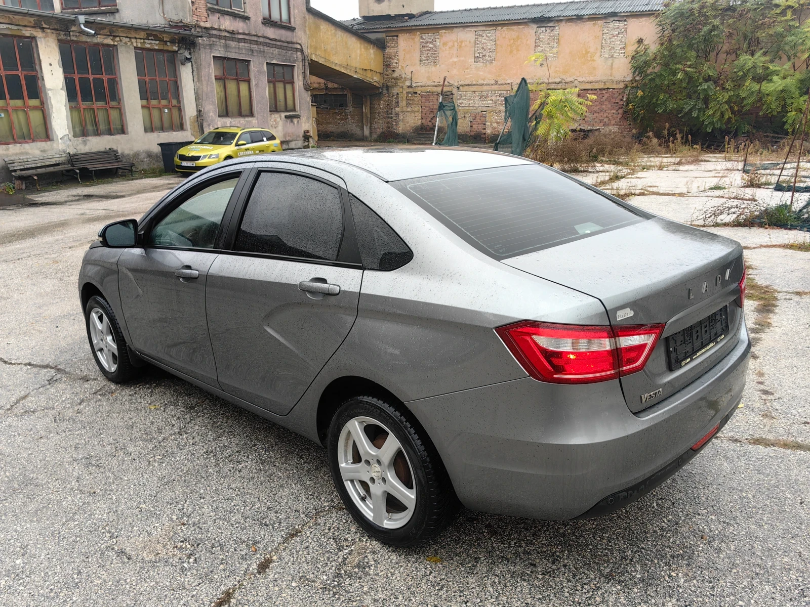 Lada Vesta 1.6 ������ 106 ��, ���������, �������  | Mobile.bg � ����������� 5