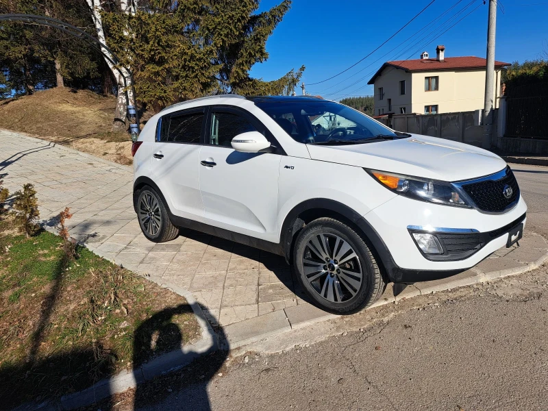 Kia Sportage, снимка 11 - Автомобили и джипове - 48141297