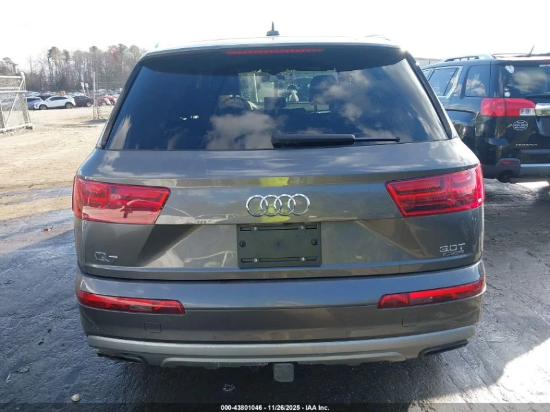Audi Q7 3.0T Premium, снимка 5 - Автомобили и джипове - 53076805