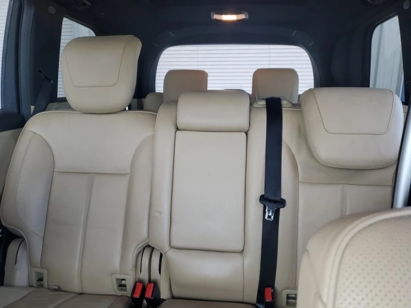 Mercedes-Benz GL 550 5.5l 4Matic, снимка 10 - Автомобили и джипове - 53252730