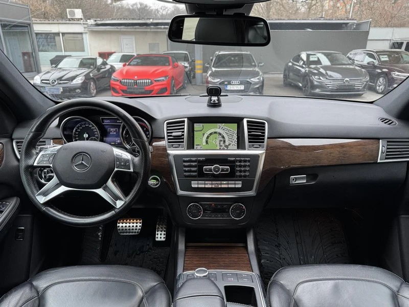 Mercedes-Benz ML 350 BLUETEC 4MATIC, снимка 11 - Автомобили и джипове - 53203026
