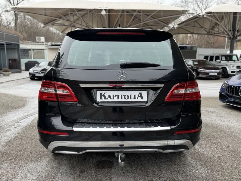 Mercedes-Benz ML 350 BLUETEC 4MATIC, снимка 6 - Автомобили и джипове - 53203026