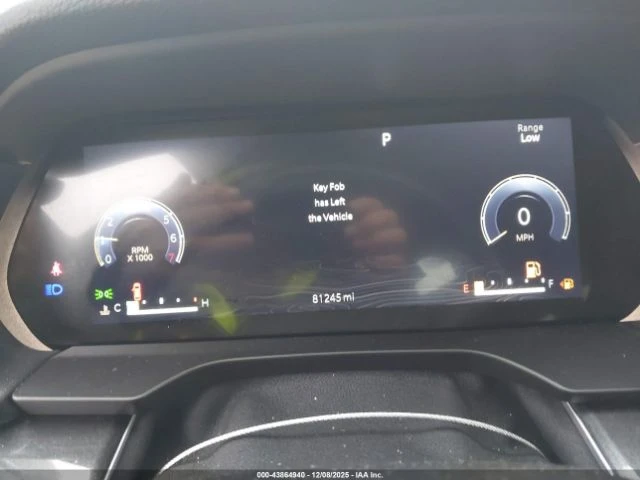 Jeep Grand Wagoneer L LAREDO 4X4 - изображение 7