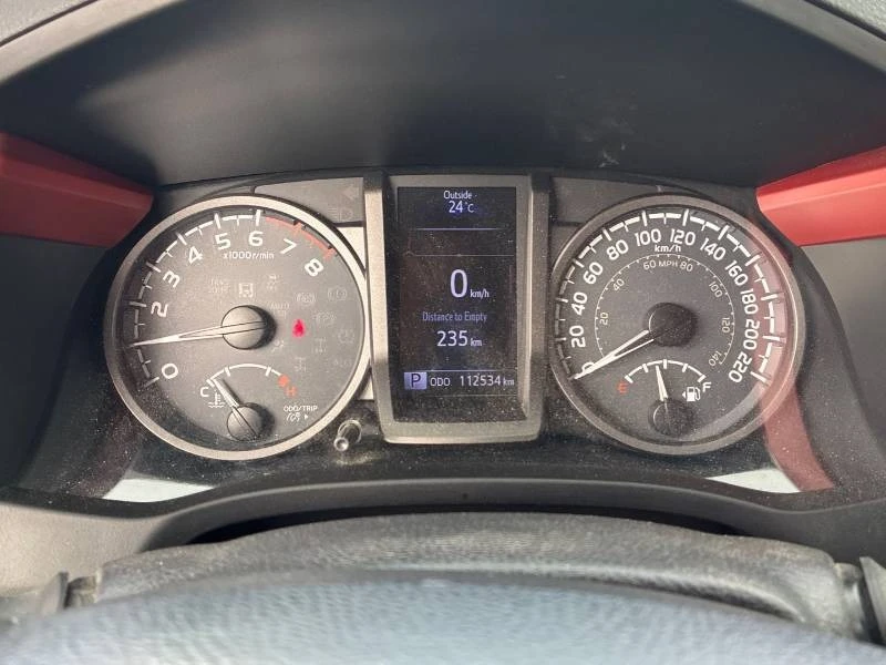 Toyota Tacoma * 4WD * V6 * ПРЕДСТАВИТЕЛСТВО ТОЙОТА, снимка 11 - Автомобили и джипове - 55951275