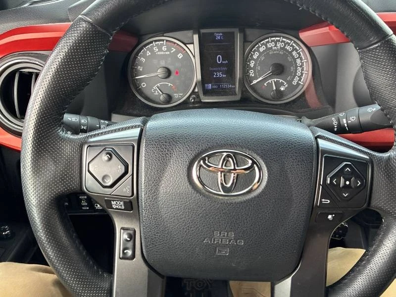 Toyota Tacoma * 4WD * V6 * ПРЕДСТАВИТЕЛСТВО ТОЙОТА, снимка 10 - Автомобили и джипове - 55951275