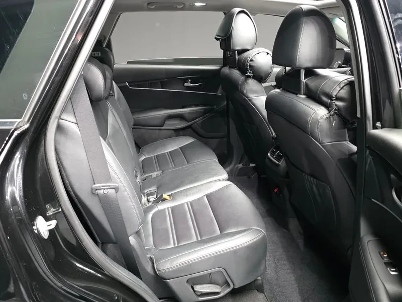 Kia Sorento 2.2 CRDI 4WD - САМО 30% АВАНС, снимка 12 - Автомобили и джипове - 56017290