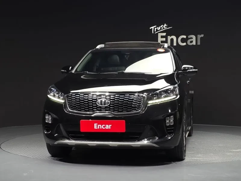 Kia Sorento 2.2 CRDI 4WD - САМО 30% АВАНС, снимка 3 - Автомобили и джипове - 56017290