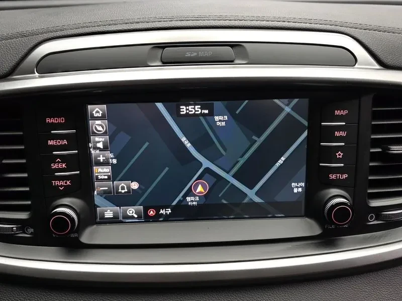 Kia Sorento 2.2 CRDI 4WD - САМО 30% АВАНС, снимка 14 - Автомобили и джипове - 56017290