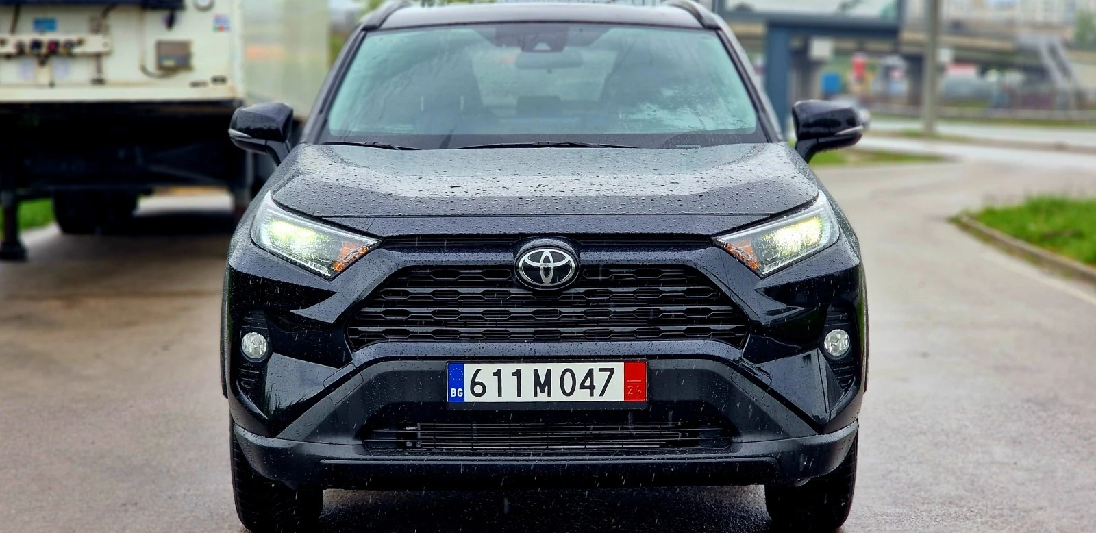 Toyota Rav4 XLE AWD - [1] 