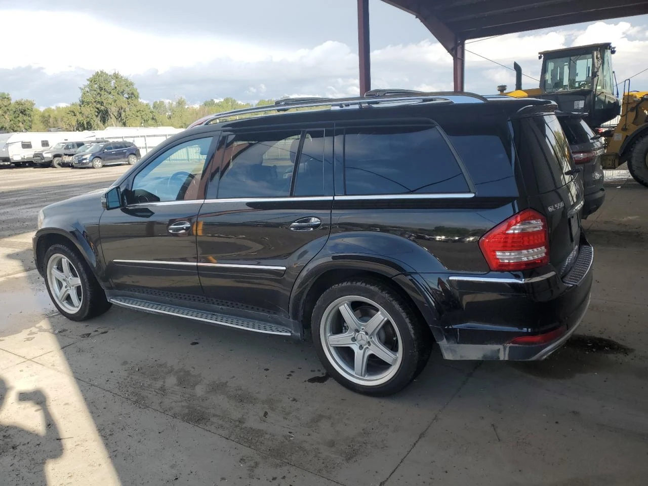 Mercedes-Benz GL 550 5.5l 4Matic - изображение 2