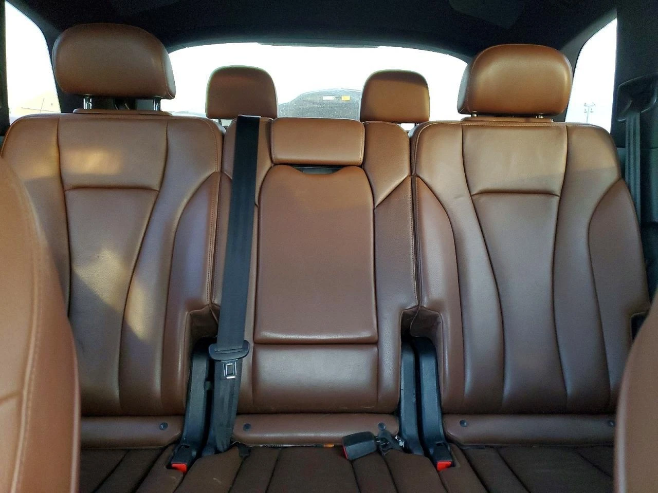 Audi Q7 * KEYLESS* КОЖА* ПОДГРЕВ* ПАРКТРОНИК* НАВИ* , снимка 10 - Автомобили и джипове - 53732169