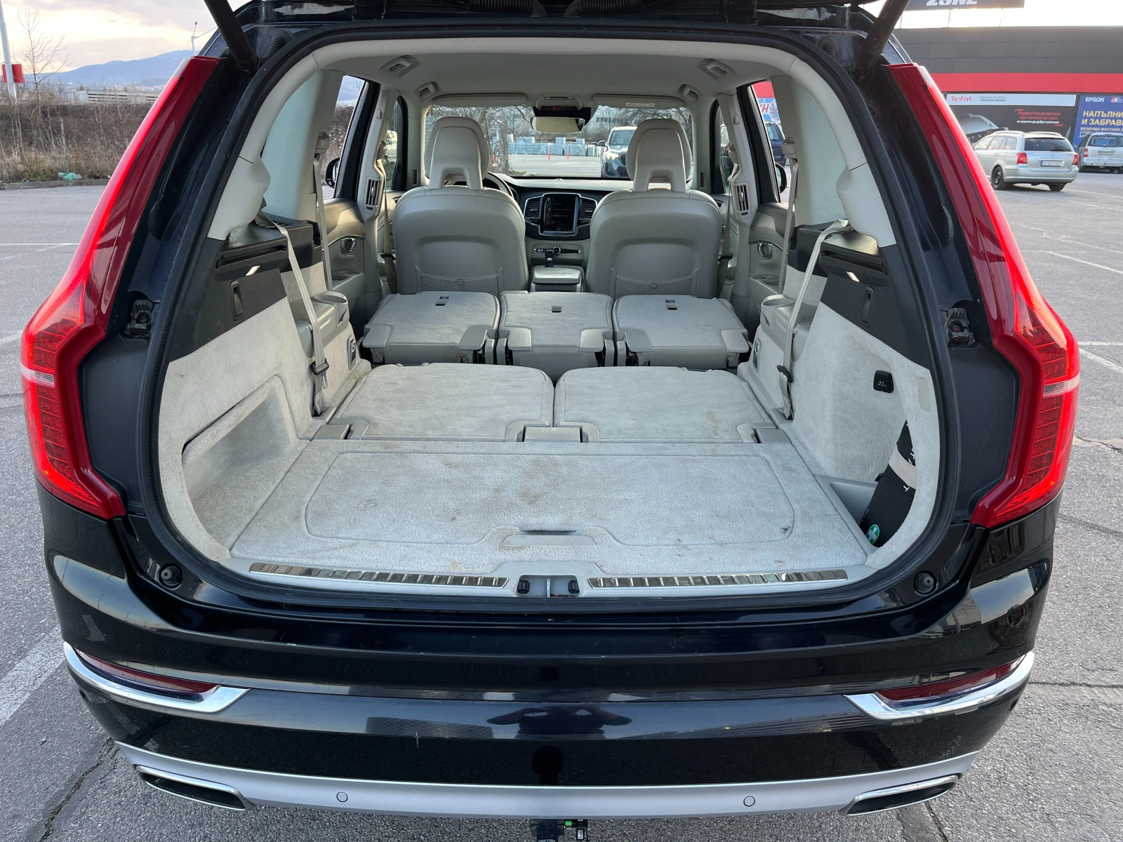 Volvo Xc90 D5 Inscription / НОВ МОТОР / 4x4 / 7-местен, снимка 14 - Автомобили и джипове - 53756724